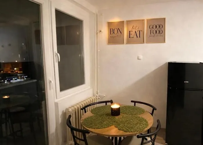Stylish & Cozy Apartment-free Parking-novo Apartment *