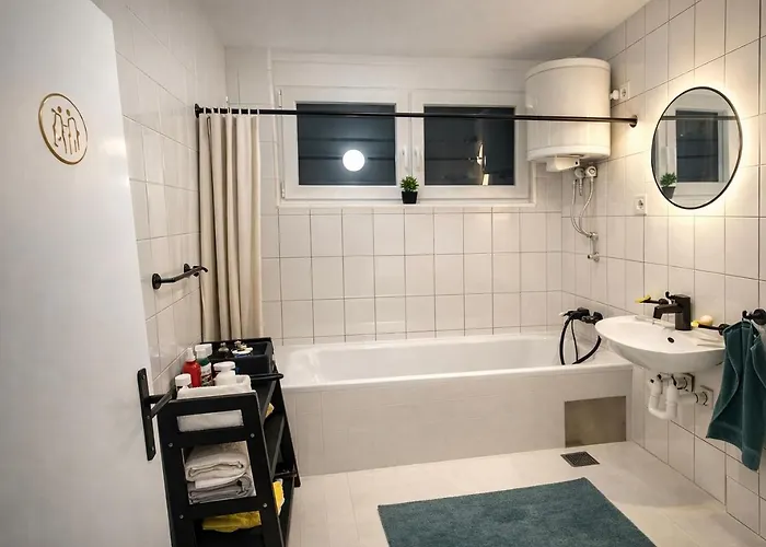 Stylish & Cozy Apartment-free Parking-novo